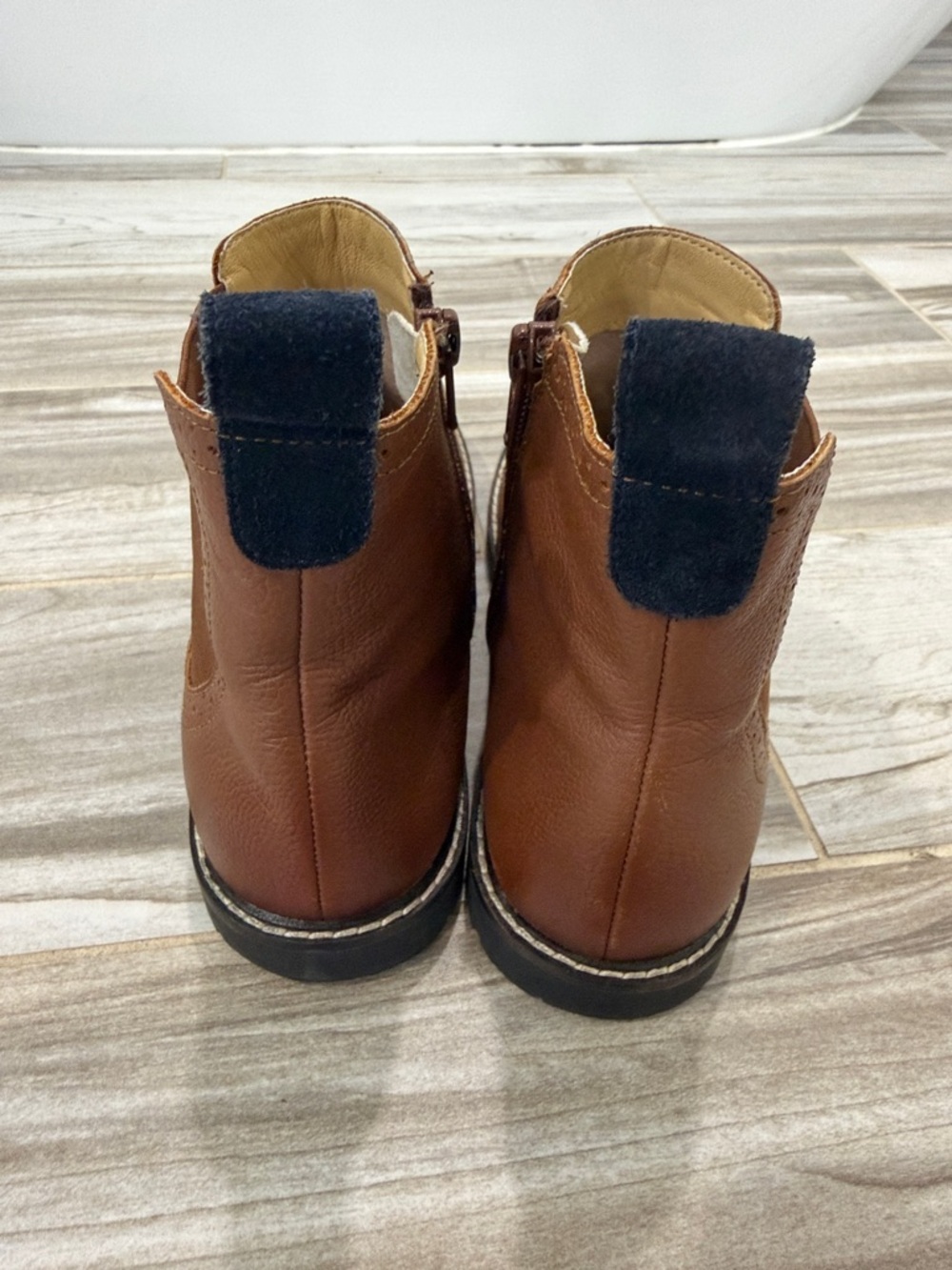 Mini Boden Brown leather ankle boots - Picture 3 of 7